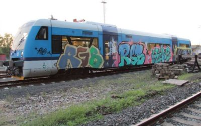 Plus 8 Na vlakovém nádraží ve Frýdlantu vyjádřil své umění