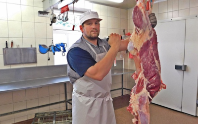 Kraj nebude zvyšovat ceny hromadné dopravy v tarifu IDOL 5 Firmy zoufale shání řezníky. Řemeslu hrozí, že zanikne