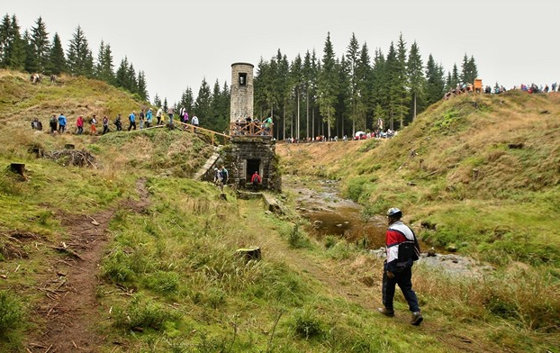 Pochod Jizerskými horami chce udělat sousedy z lidí, kteří se neznají
