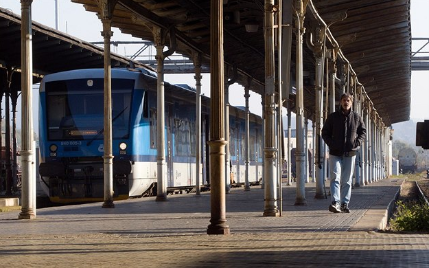 Z Liberce do Prahy přímým vlakem, slibují sociální demokraté i Starostové