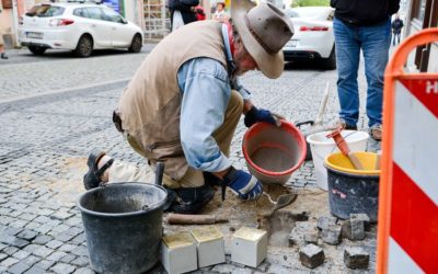 Kraj nebude zvyšovat ceny hromadné dopravy v tarifu IDOL 6 FOTO: Tragické osudy Židů připomínají v Liberci další kameny