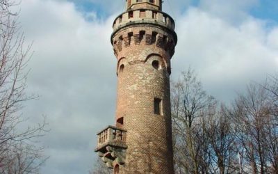 Férová nabídka / DGS 104 Z uzavřené rozhledny nad Frýdlantem se naváděla letadla, dnes na ni turisté opět mohou