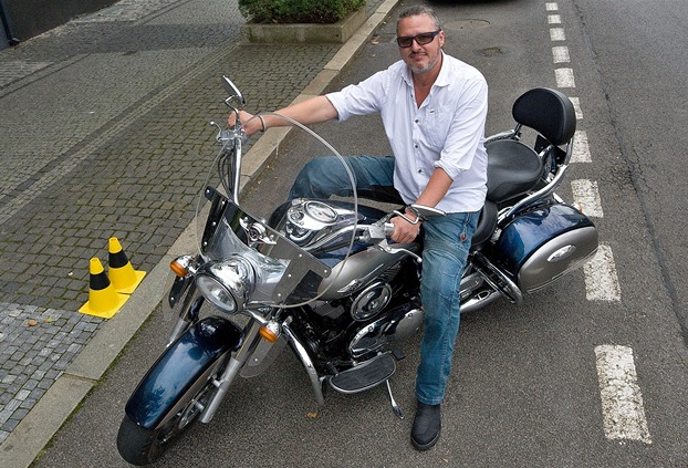 Poslanec Pávek v čele domova důchodců utrácel po svém, kraj ho trestá