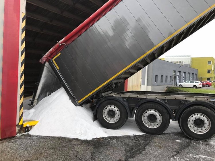 Silničáři jsou na zimu připraveni, plán údržby je schválen