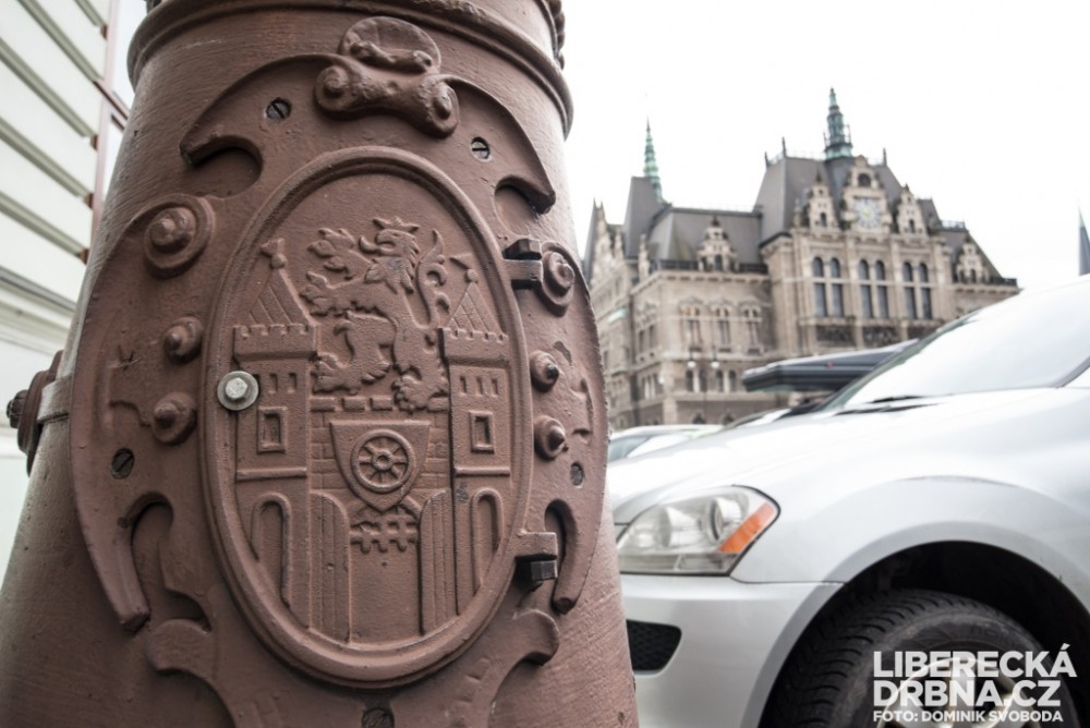 Systém navigující řidiče na neobsazená parkoviště začne fungovat v příštím roce