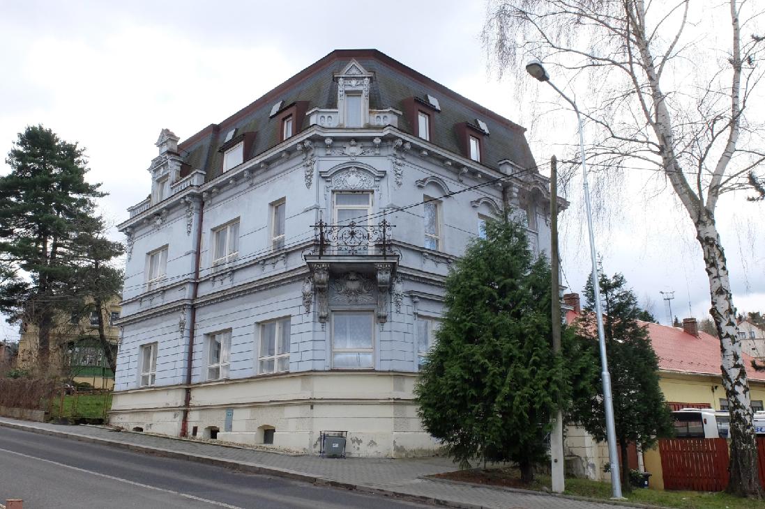 Základní uměleckou školu čeká stěhování, současné prostory nevyhovují 1 01