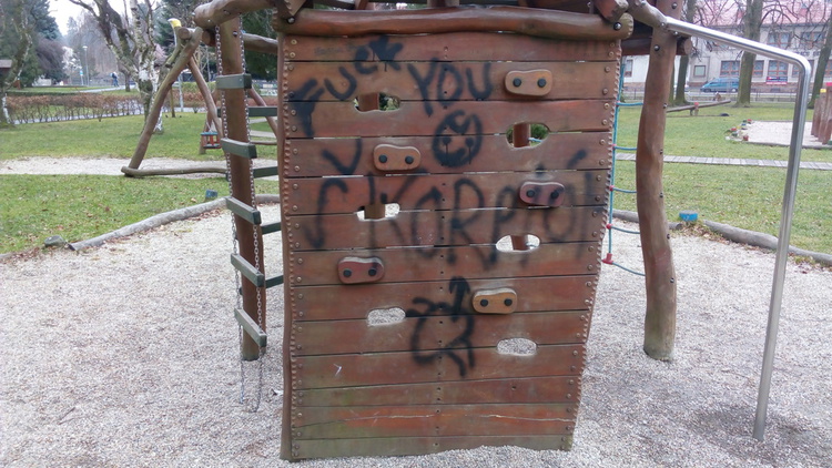 Mladí sprejeři skončili neslavně