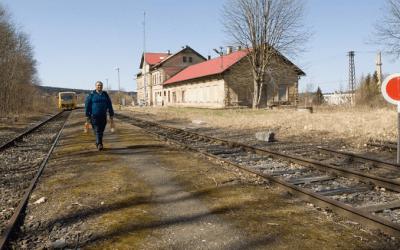 Právě pro Tebe / Kavárna a pekárna 24 Poláci chtějí na Frýdlantsko vlakem. Nejel tam sedmdesát let