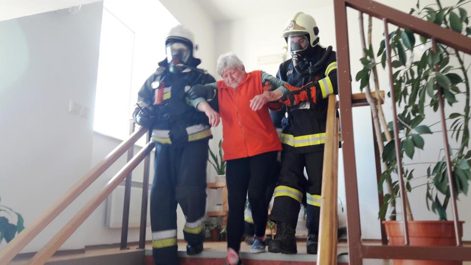 db6b051bb1e75bb25151fd9423d944b4