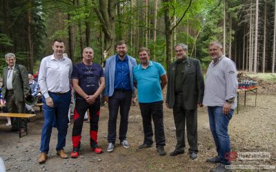 TJ Jiskra Višňová 41 Odhalení Zastaveníčka u Svatého Huberta / Fotoreportáž