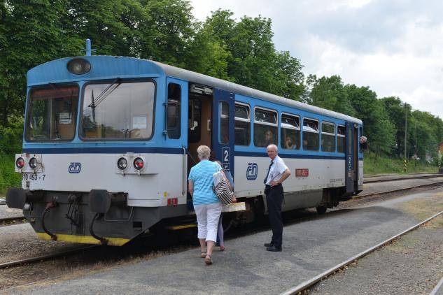 Rekonstrukce železničního mostu uzavře silnici v Krásné Studánce