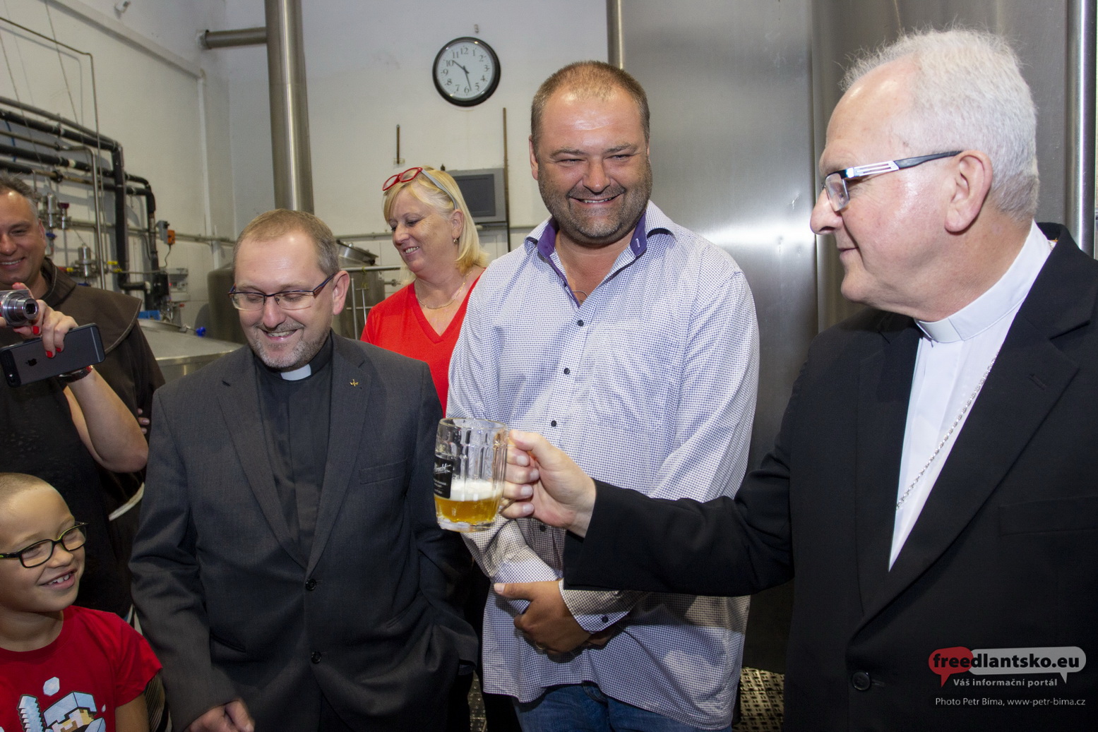 Hejnické klášterní pivo požehnal litoměřický biskup 1 2018 08 15 10 31 50 0230