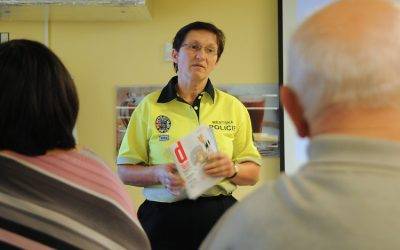 Od čtvrtka budou povinné roušky ve vnitřních prostorách budov v celé ČR 13 Na Frýdlantsku nabízejí pochybní klempíři práce na okapech, šmejdi to ale být nemusí