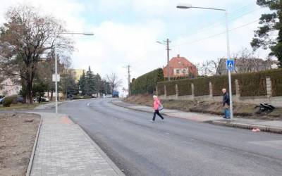 U Zeleného stromu / Restaurace 24 Ve Frýdlantě vznikly dva nové přechody pro chodce