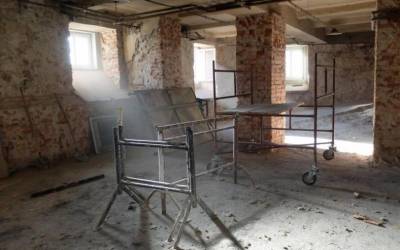 U Zeleného stromu / Restaurace 26 Odstartovaly práce na specializované přírodovědné učebně