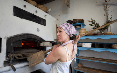 TJ Jiskra Višňová 24 Pekařce učarovala vesnička, chléb s vůní majoránky sází do pece lopatou