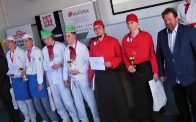 TJ Jiskra Višňová 22 Frýdlantští řezníci se na celostátní soutěži mladých řezníků neztratili