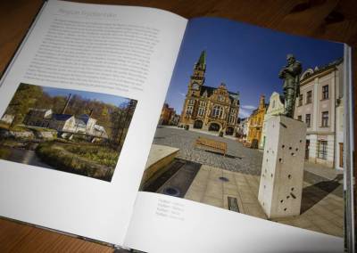 001 KNIHA LIBERECKY KRAJ 1