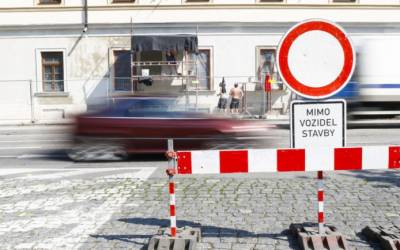 Restaurace, pohostinství, jídelny, kavárny, čajovny a bistra 25 Rádelský mlýn i průtah Libercem. Dopravu letos zkomplikují velké silniční stavby