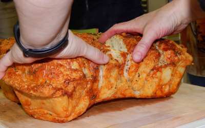 Plus 2 „Kváskování“ aneb pečeme kváskový chleba