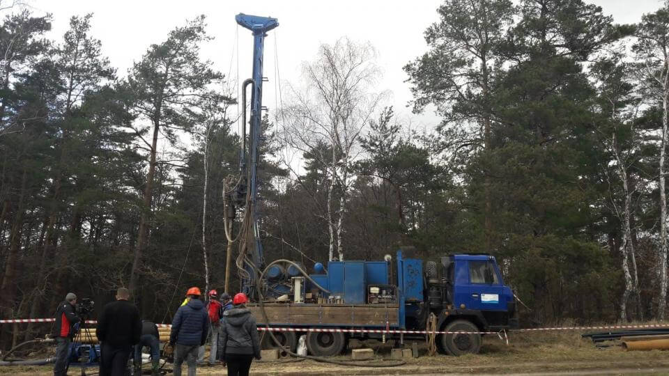 U česko-polské hranice vzniká síť vrtů. Geologové budou sledovat spodní vodu