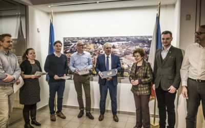 Plus 3 Lidé z Liberecka odvezli do Bruselu petici proti rozšíření polského dolu