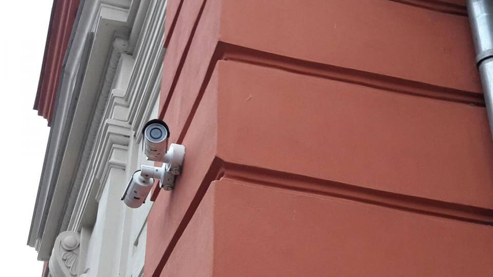 Na hraničních přechodech přibydou kamery. Mají usnadnit pátrání po ukradených autech