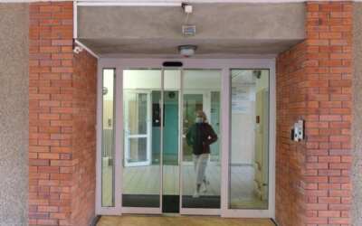 freedlantsko.eu 43 Nové automatické dveře i moderní osvětlení. Frýdlant investuje do vybavení nemocnice