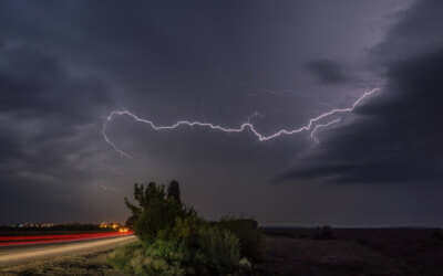 Ubytování, penziony, hotely, chaty, chalupy, resorty, hostely, motoresty a kempy 29 Teplé počasí utnou silné bouřky. Meteorologové varují před rozvodněním řek