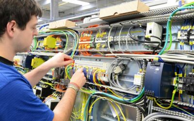 Společnost CiS nabízí volnou pracovní pozici „Vývojář zařízení elektrické kontroly“