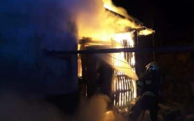 Aleje na Frýdlantsku na fotografiích Miroslava Čerbáka 5 V Raspenavě hořel dům. Tři lidé se nadýchali kouře, požár omezil dopravu