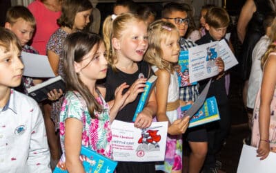 Férová nabídka / DGS 66 Pasování malých čtenářek a čtenářů ze ZŠ Dětřichov na hradu a zámku Frýdlant