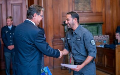 Výstraha: Frýdlantsko mohou zasáhnout silné bouřky 15 Psovodi celní správy Izraele si v obřadní síni radnice převzali závěrečné certifikáty