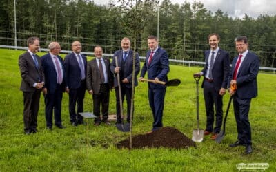 Nový závod ve Frýdlantu, nová příležitost pro zkoušený region / Fotoreportáž