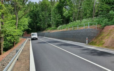 Výstraha: Frýdlantsko mohou zasáhnout silné bouřky 9 Kraj dokončuje další rekonstrukce silnic. Nových povrchů se dočkají řidiči ve Frýdlantu, Chrastavě, Mimoni či Pulečném