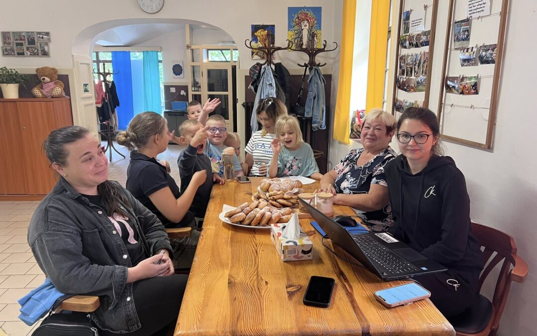 Projekt Na jednom korábu dál pomáhá ukrajinským rodinám na Frýdlantsku