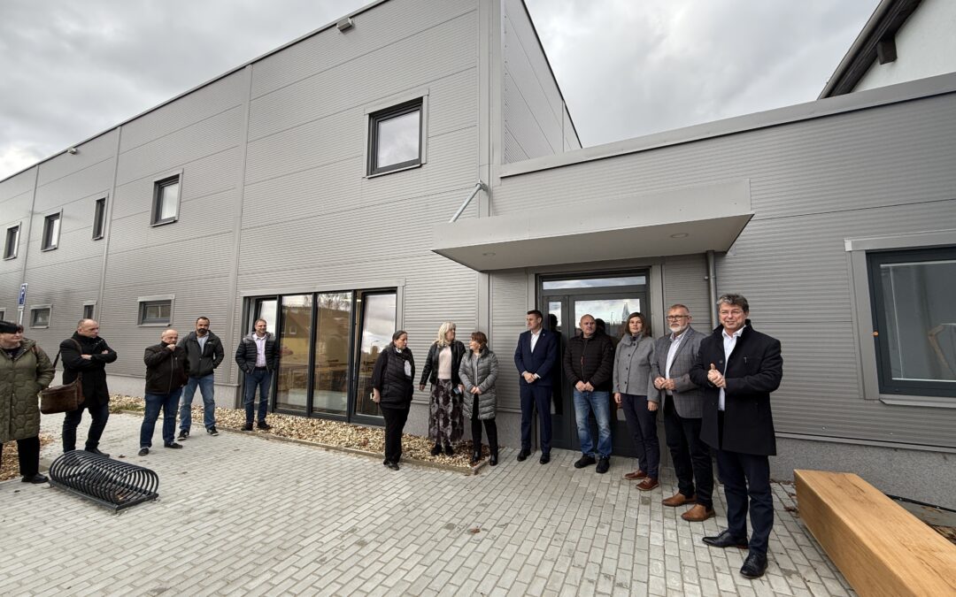 Frýdlant dokončil nový kabinový blok u zimního stadionu