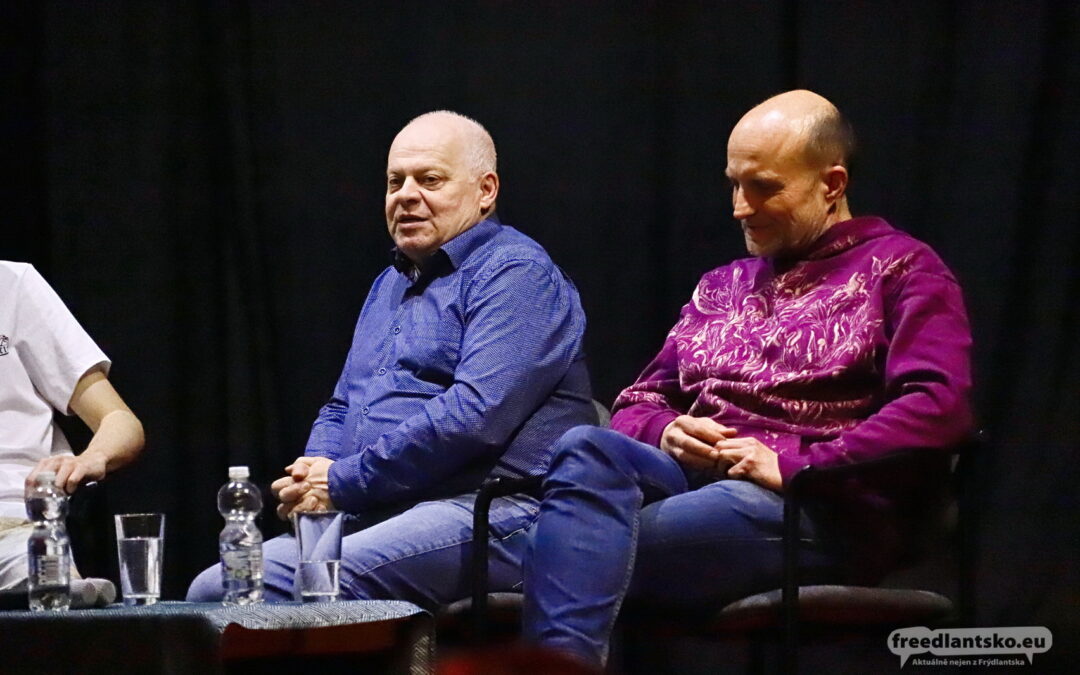 Bob Klepl a hosté zaplnili kulturák v Kunraticích smíchem / Fotoreportáž