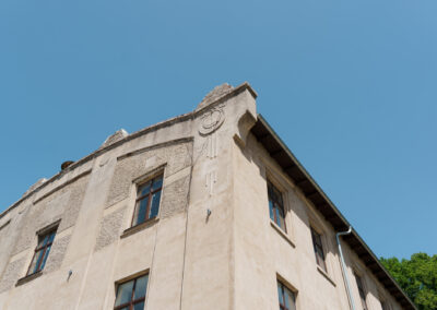 poustka 24