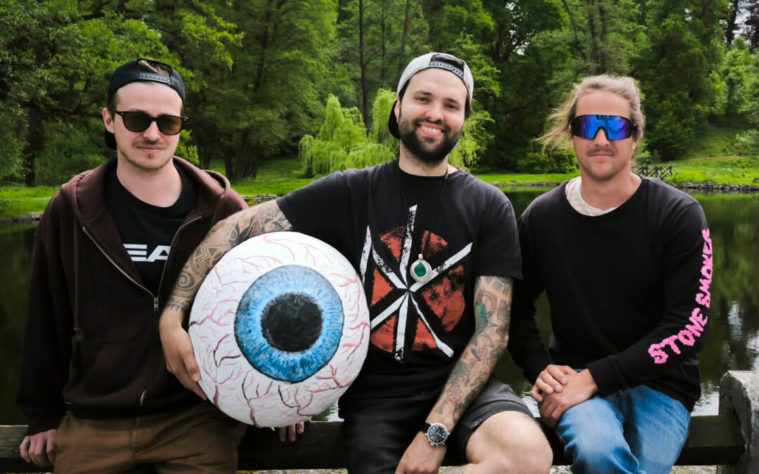 Tři dny hudby, světel, umění a komunitní atmosféry. Stone Smoker chce v Horní Řasnici vytvořit nové festivalové místo na mapě Česka